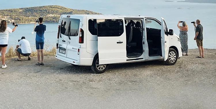 Minibus-Hire-for-Optimal-Exploration